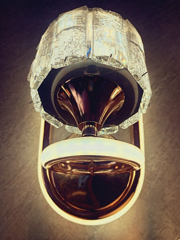 Golden Glass 3 Light Effects Wall Light - Reno Sand, Golden Jhoomer 3 Colour Light