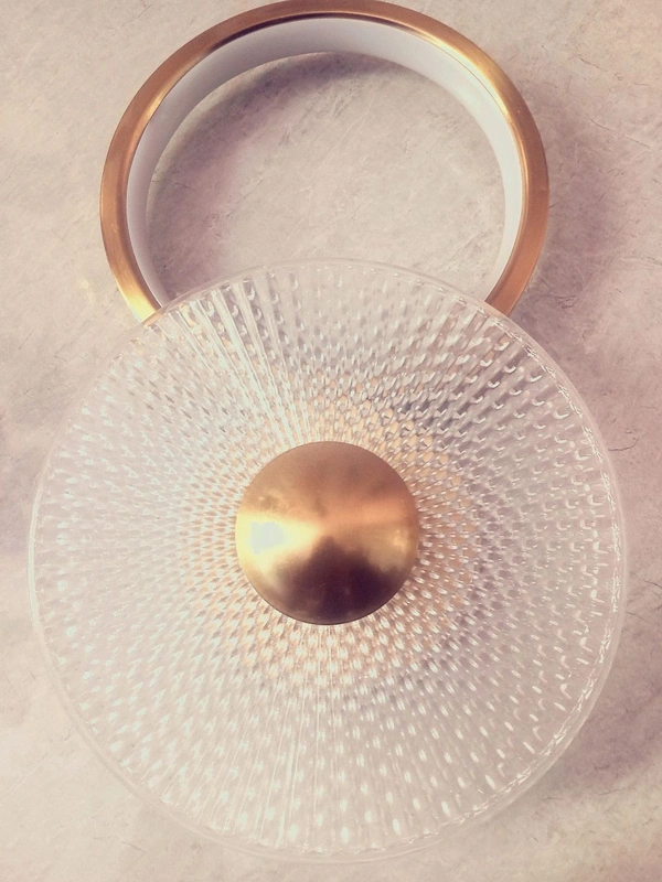 Golden Crystal Ring Light With Glass - Gold
