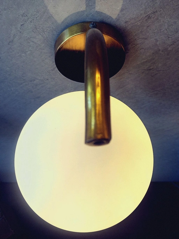Tripping Wallchiere Wall Lamp With Bulb - Gold