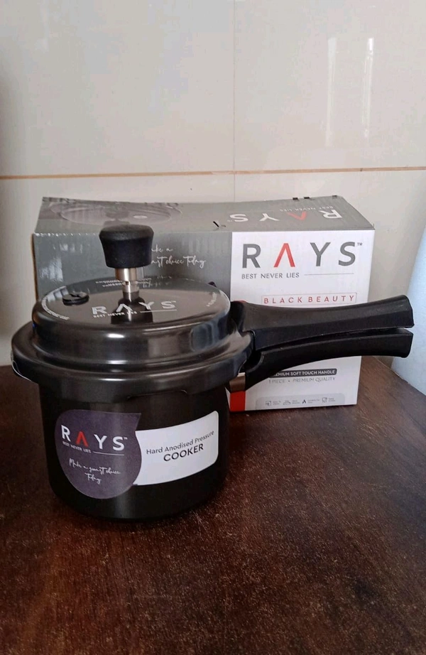 RAYS Aluminium Rays Black Beauty Cooker: Healthy 1.5L Pressure Cooking with Induction Base