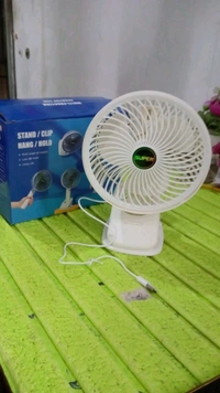 AVM Low Noise USB Desk Fan with Clip: Ideal for Personal Use Anywhere