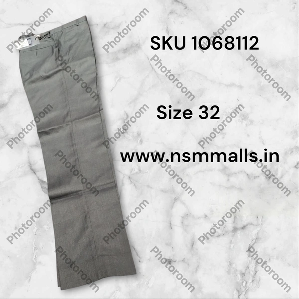 Q SKU-1068112 - 32