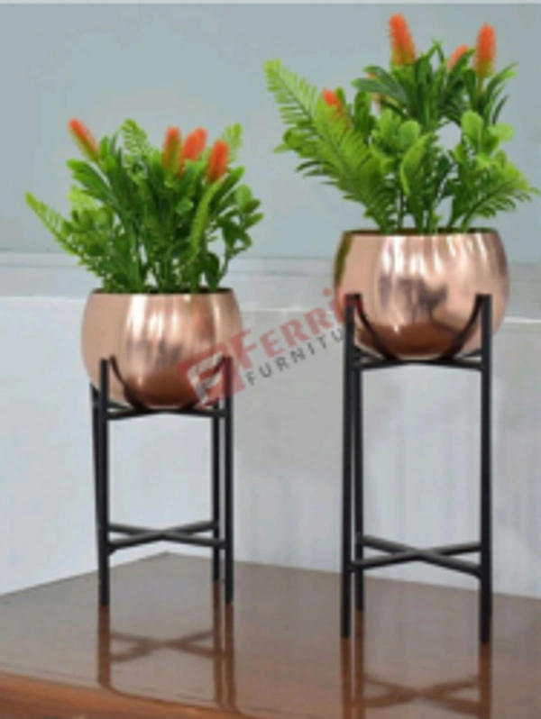Ferris ARTIFICIAL PLANTER FHRD-D-930 - STANDARD SIZE, LIMITED COLOUR OPTIONS