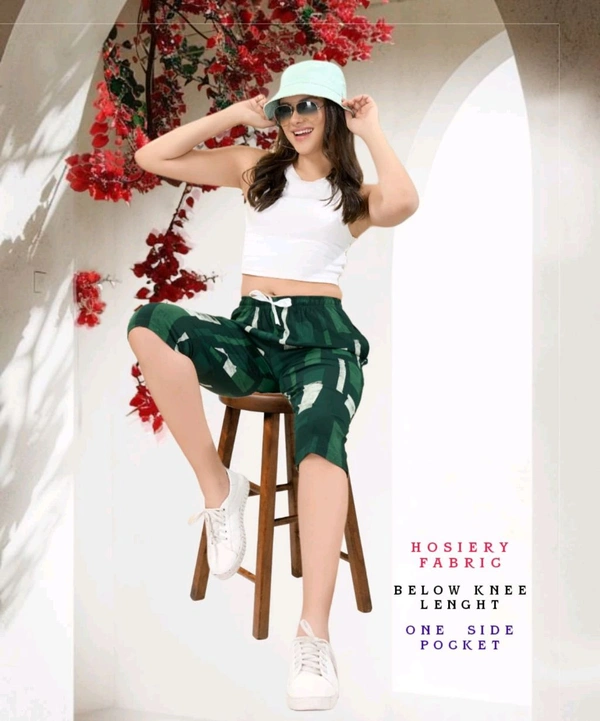 HOSIERY PRINTED CAPRI (GREEN) - M Size