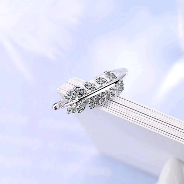 Leaf Design Alloy Ring - Silver, Adjustable