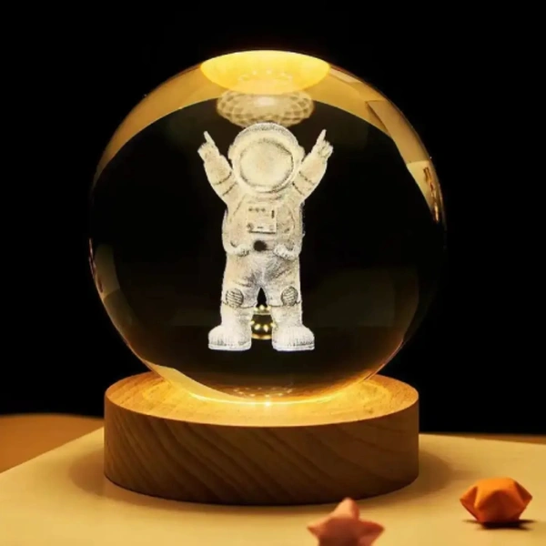 (Astronuat) 3D Galaxy Crystal Ball Night Lamp, Glass Ball Night LED Lamp with Wooden Base, USB Table light, for Home Office Decorations, Gifts for Men, Women and Kids - Astronaut
