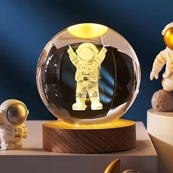(Astronuat) 3D Galaxy Crystal Ball Night Lamp, Glass Ball Night LED Lamp with Wooden Base, USB Table light, for Home Office Decorations, Gifts for Men, Women and Kids - Astronaut