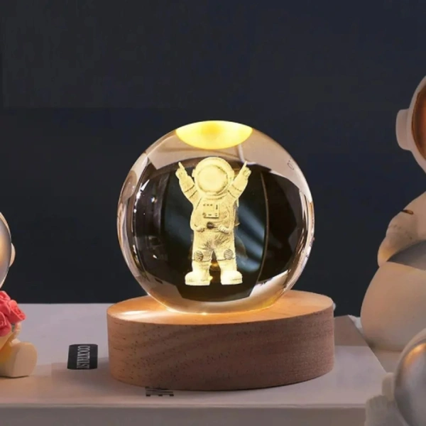 (Astronuat) 3D Galaxy Crystal Ball Night Lamp, Glass Ball Night LED Lamp with Wooden Base, USB Table light, for Home Office Decorations, Gifts for Men, Women and Kids - Astronaut