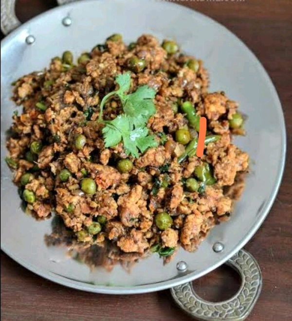 CHICKEN KEEY