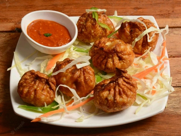 FRIED CHICKEN MOMOS 