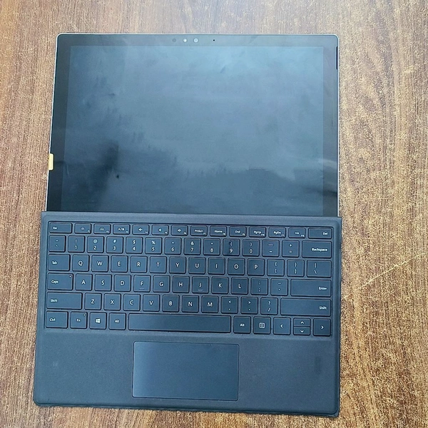 Microsoft Surface - Dorado