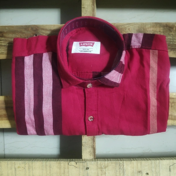 Levi's_ - m
