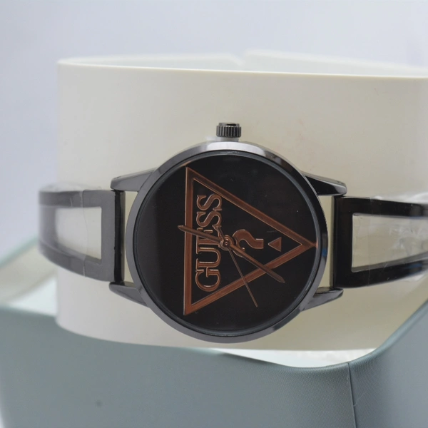 Guess_ - black