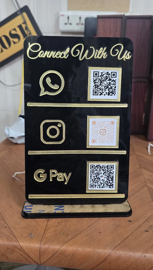 Connect With Us – Acrylic QR Stand