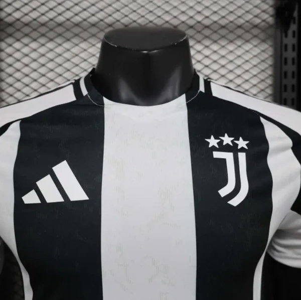 Juventus Home Player Version Jersey 2024/25 - L