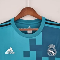 Real Madrid Retro Jersey Third Soccer Long Sleeve 2017/18 - M