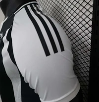 Juventus Home Player Version Jersey 2024/25 - L