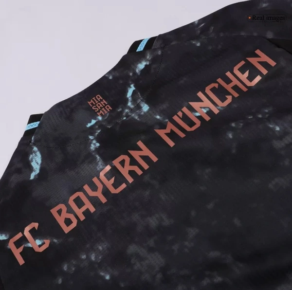 Bayern Munich Away Player Version Jersey 2024/25 - S