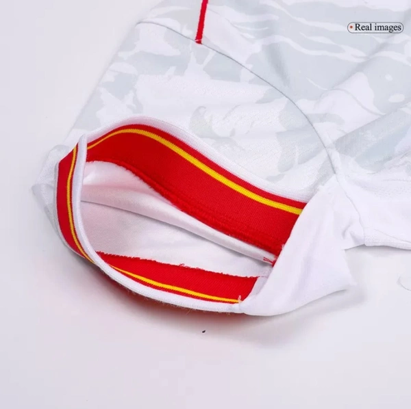 Liverpool Third Soccer Jersey 2024/25 - M