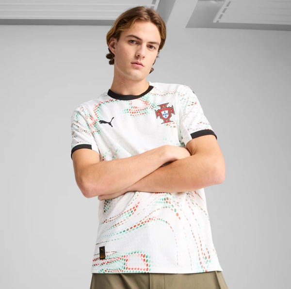 Portugal 2025 Men's Football Away Jersey - M