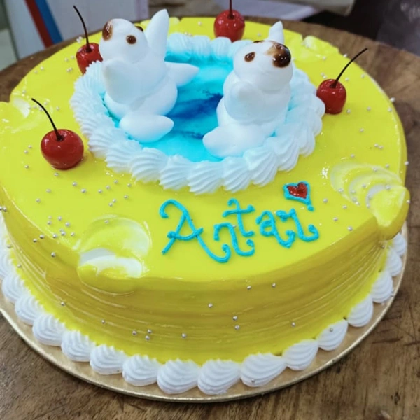 Cake 10 - as per display, 500g