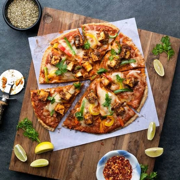 Makhani Paneer Pizza 🍕