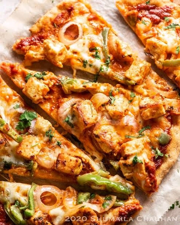 Makhani Paneer Pizza 🍕