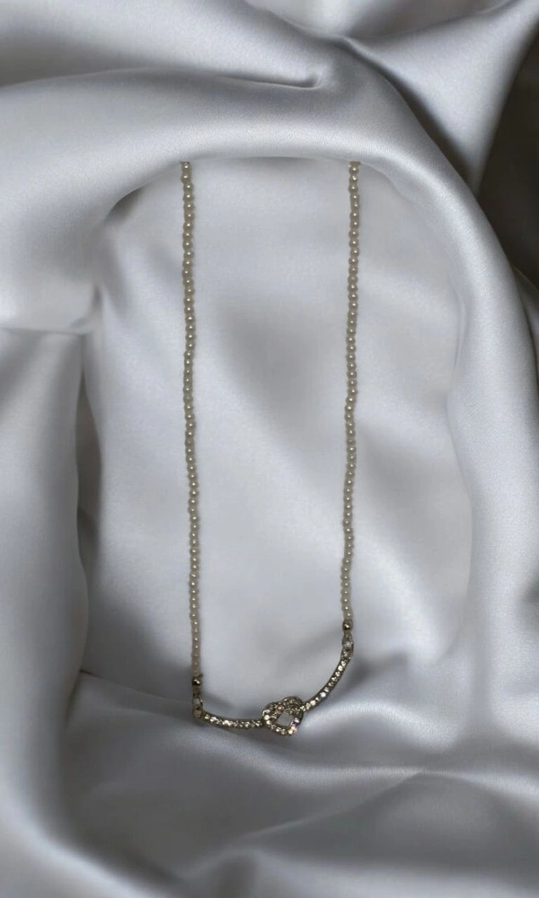 Groove Gallery  ek Pearl & Crystal Heart Pendant Neckla - White