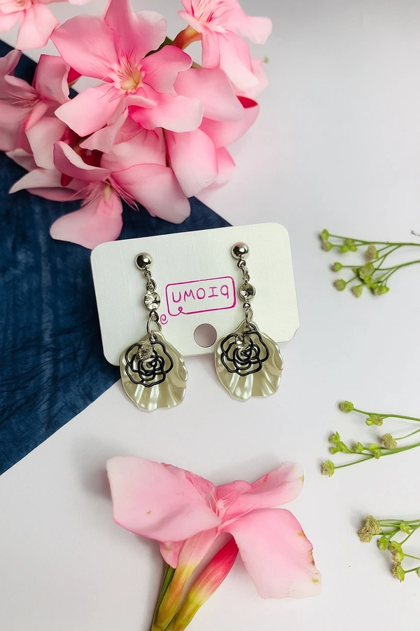 Groove Gallery  ✨ Pearl Petal Rose Drop Earrings
