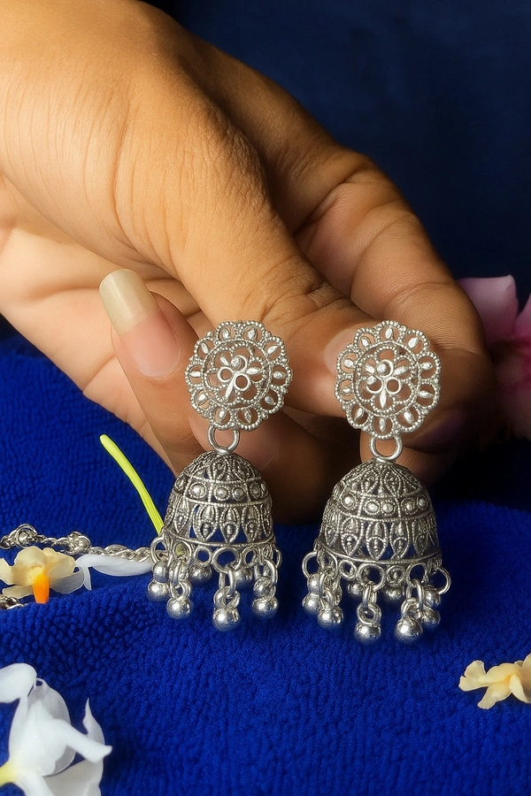Groove Gallery  Handcrafted Silver Filigree Jhumka Earrings