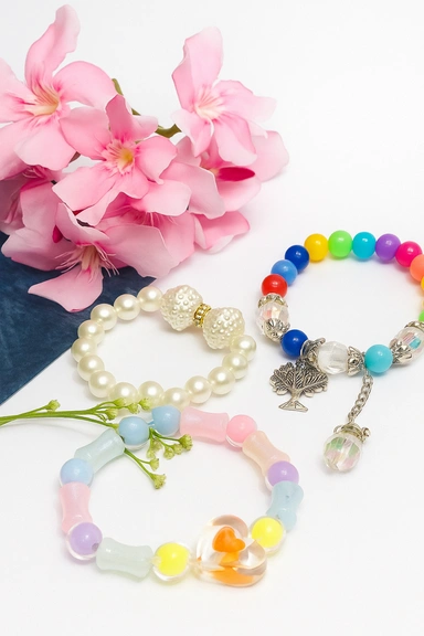 Pastel beaded bracelet