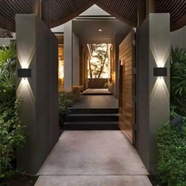 4 WAY WALL LIGHT 