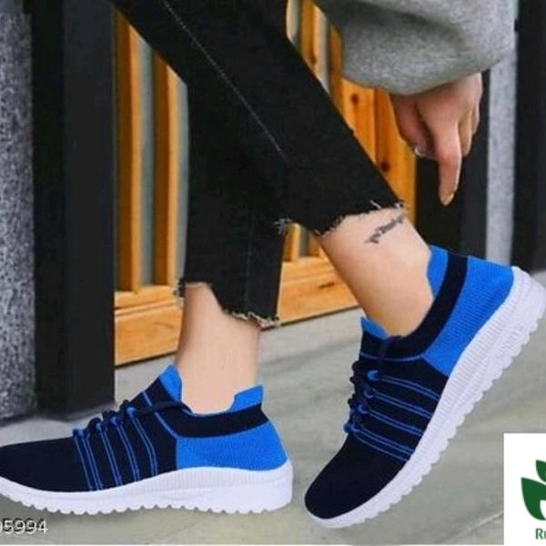 Trendy Women's Sports Shoes