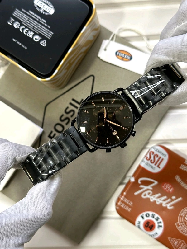 *Fossil's "Commuter Black Satin - Black, Free Size
