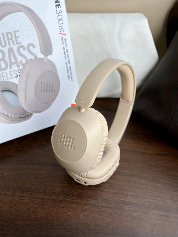 JBL Headphones - White