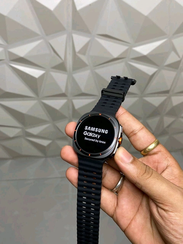 Samsung Galaxy Watch Ultra - Black