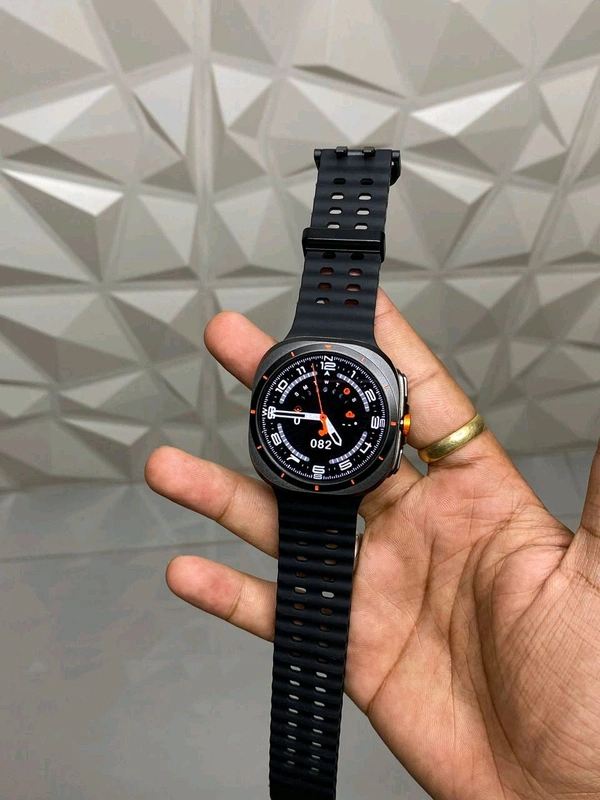 Samsung Galaxy Watch Ultra - Black