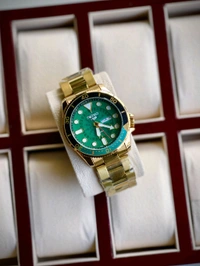 Analog Quartz Movement High Quality Watch With High Quality Strap Best Finishing Body & Case - Golden Fizz