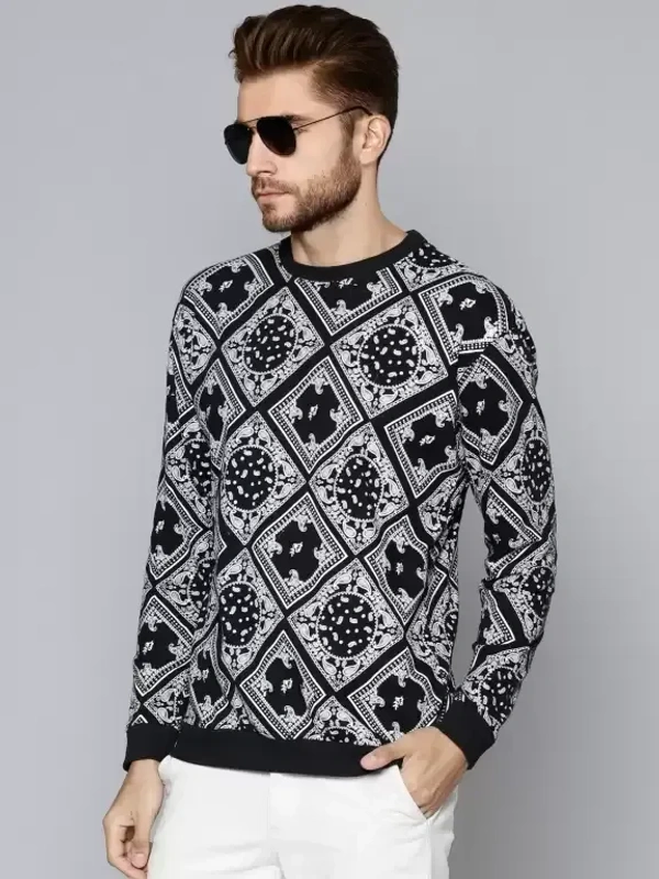  1 LEWEL Men's Stylish T-Shirt Printed Men Black T-Shirt