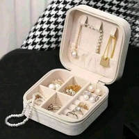 Portable Mini Travel Jewelry Box, Travel Mini Storage Organizer Portable Display Storage Box For Rings Earrings Necklaces