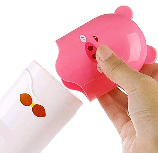 Cartoon Animal Toothbrush Box Plastic Tooth Mug Plastic Toothpaste Case (Random Color)