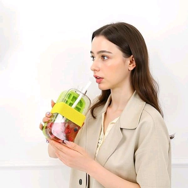 Ice Cube Bottle, My Crush Cup Ice, Cool Summer Ice Bottle Cup, 2 in 1 Ice Cube Tray Water Bottle with Straw - 800Ml (Random Color)