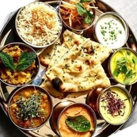 Delicious food hub - Logo