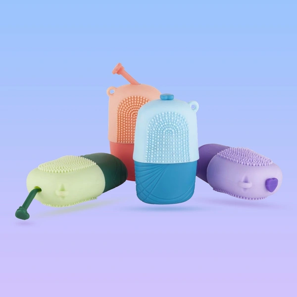  Face Roller & Scrubber – Reusable Silicone Facial Ice Roller for Glowing & Tightening Skin|skvworld