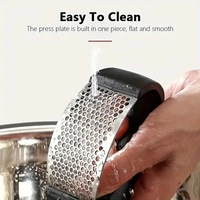 STAINLESS STEEL GARLIC PRESSER 