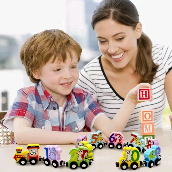 Magnetic Wooden Train Set – Colorful Number & Animal Learning Toy for Kids & Toddlers