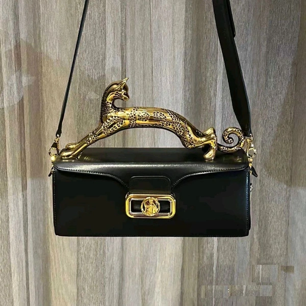 Black Color Classic Stylish Sling Bag