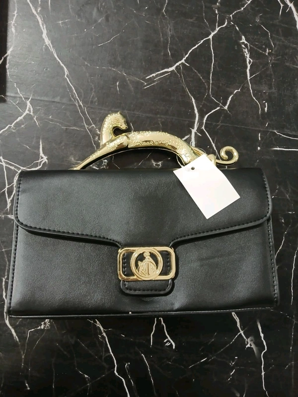 Black Color Classic Stylish Sling Bag