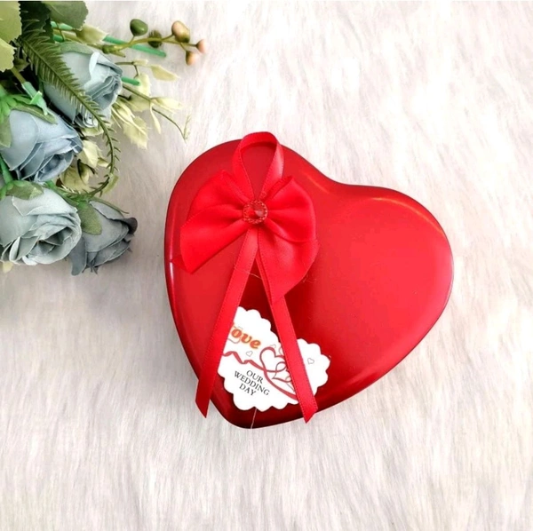 Little Heart Shape Tin Box 