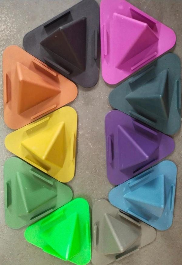 Pyramid With Mobile Stand